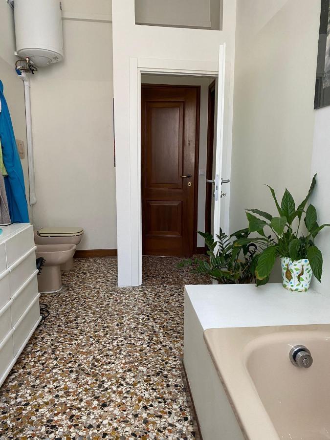 Appartamento Al Centro Di Venezia 6 Posti Letto Esterno foto
